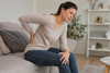 Soulagez vos douleurs dorsales et fourmillements dans les jambes avec ces solutions efficaces